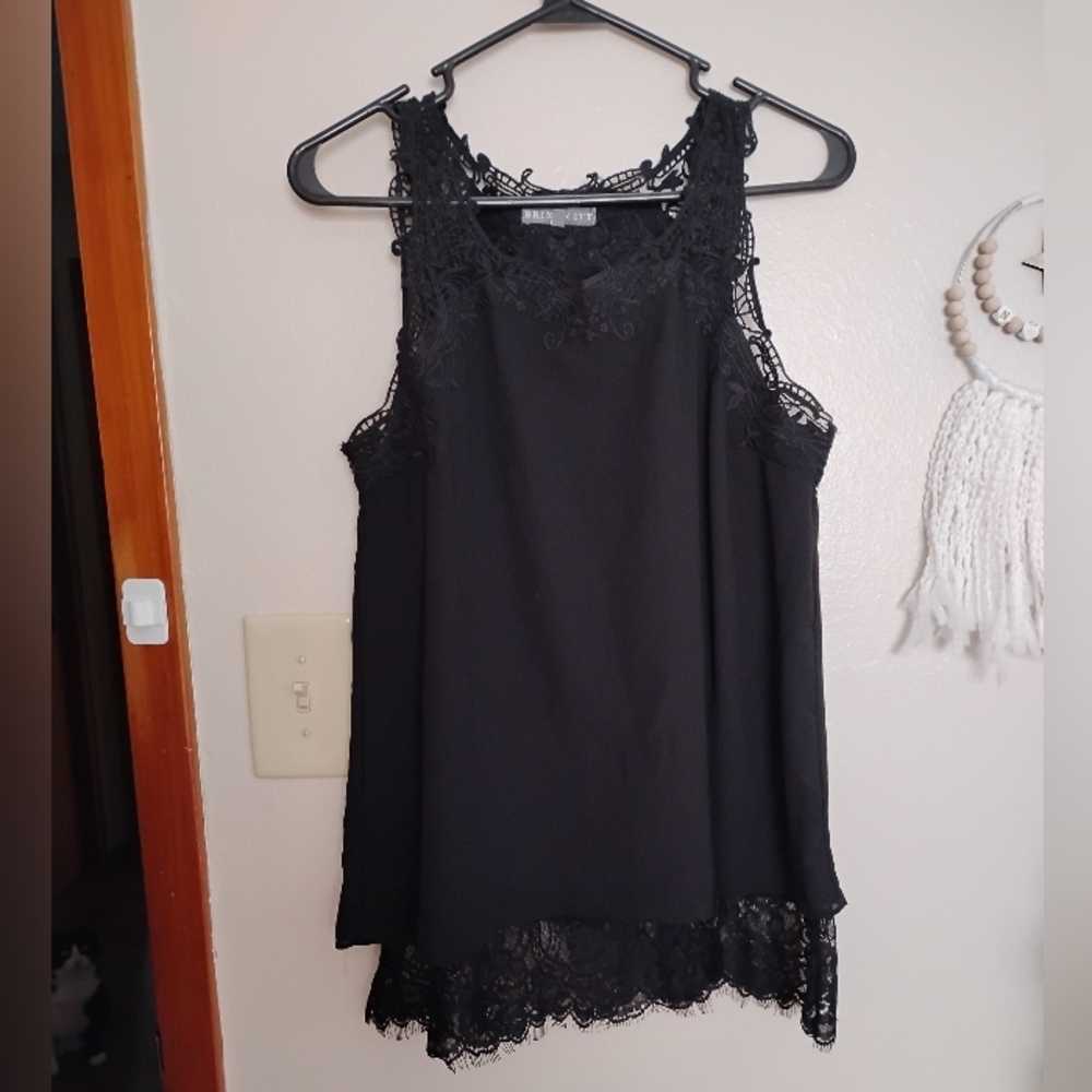 🍀Black Lace Blouse (M)